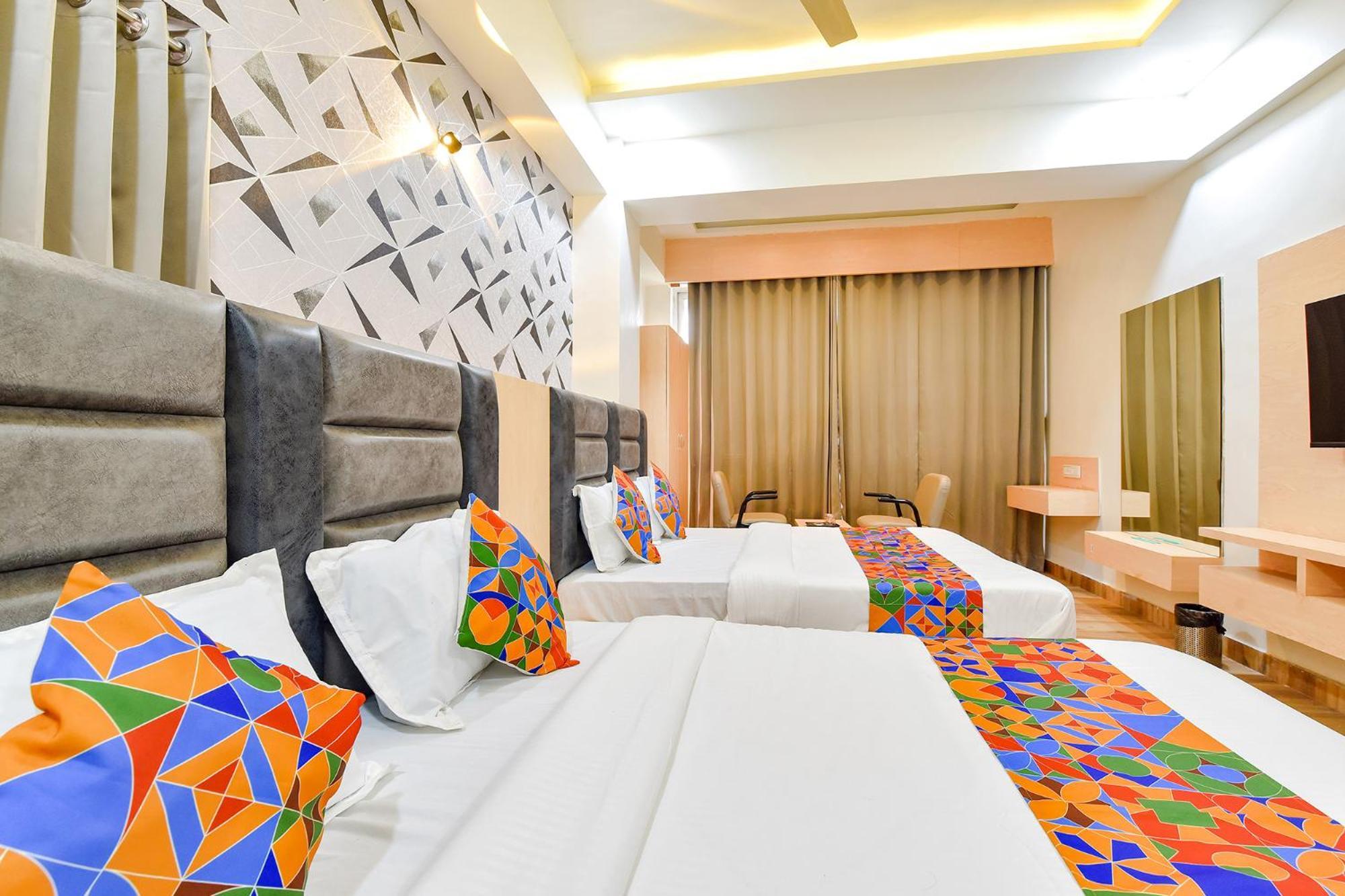 Fabhotel Symphony Grand 아흐메다바드 외부 사진